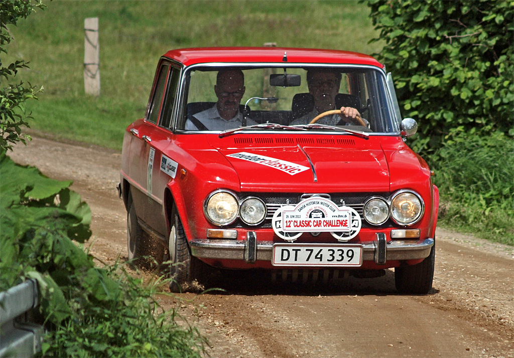Carl og Poul Hellmers i Alfa Romeo Guilia Super går til makronerne i Sport-klassen, hvor de fører sammenlagt
(Foto: Åge Keseler Kirketerp)